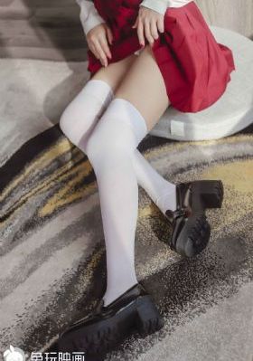 加勒比女海盗成版人2在线